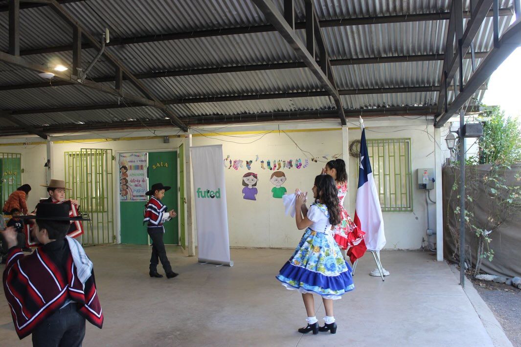 Foto de Notebooks para la Escuela Básica G-348 de Huechún