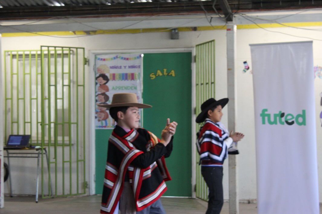 Foto de Notebooks para la Escuela Básica G-348 de Huechún